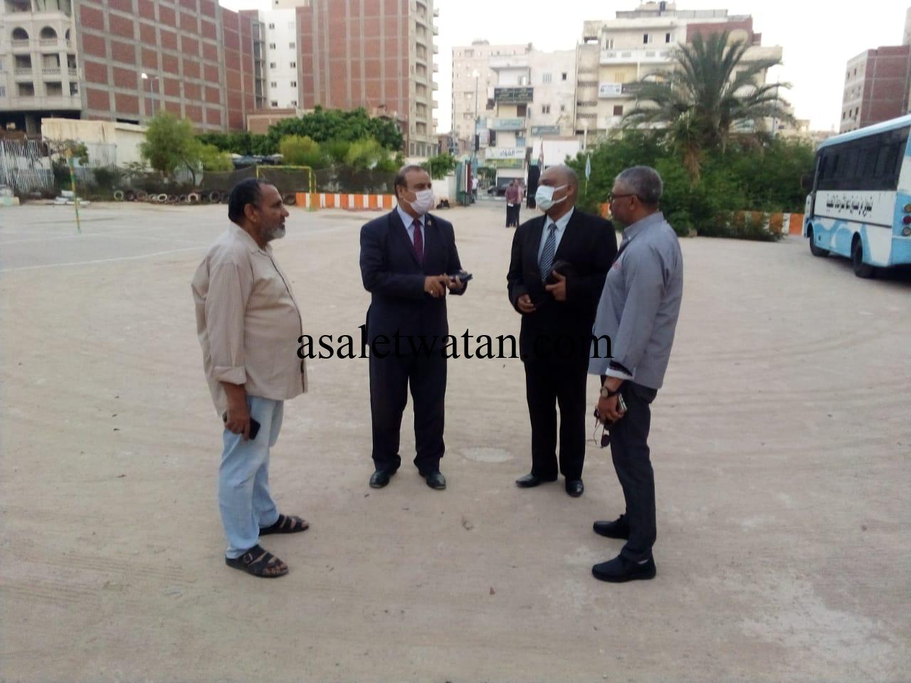 سلامة” يتابع إجراءات تسفير صناديق أسئلة امتحانات اليوم السادس للثانوية العامة     ” ويشيد بمجهودات رئيس وأعضاء مركز توزيع الأسئلة    ؛ ويشكر اللجنة الثلاثية والحملة الميكانيكية تقديرا للعطاءات المخلصة .