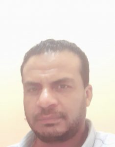 المهندس مختار مصطفى مدير مشروع حياة كريمة بقرية الغُريب 