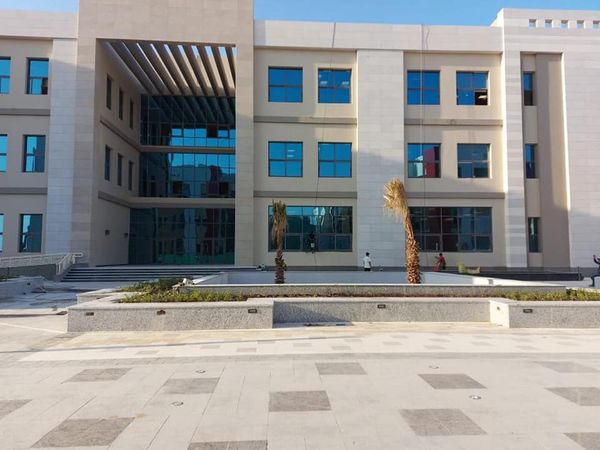 وزير التعليم العالى يستعرض تقريرًا حول جامعة الملك سلمان الدولية،، 