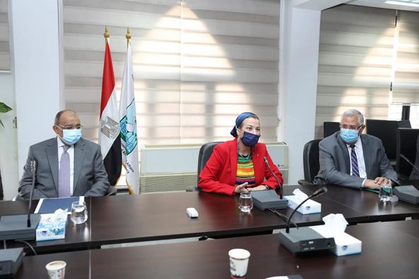 اجتماع موسع لوزراء “البيئة والتنمية المحلية والزراعة واستصلاح الأراضي” لمناقشة خطة مجابهة نوبات تلوث الهواء الحادة لعام 2021