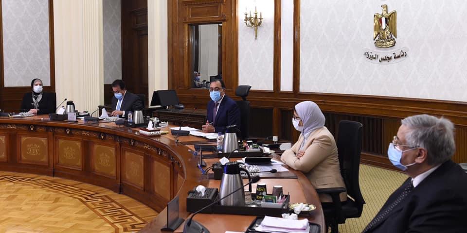رئيس الوزراء يتابع تنفيذ تكليفات الرئيس بالتوسع في توطين صناعة الدواء في مصر