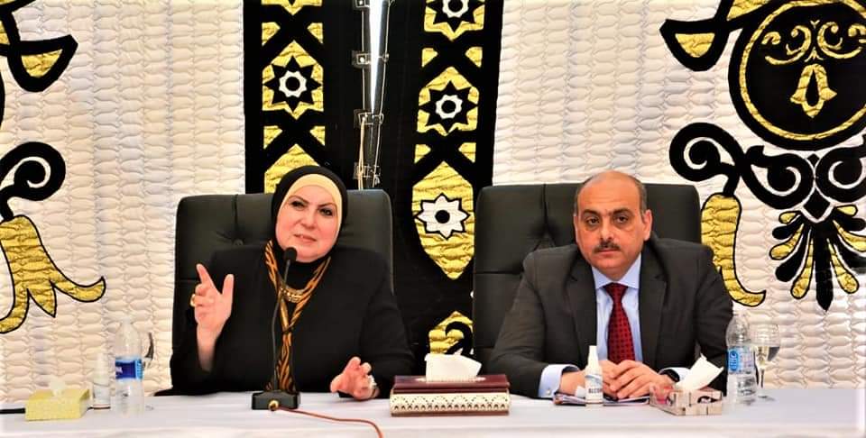 وزيرة التجارة والصناعة تعقد لقاء موسع مع مستثمرى وملاك الوحدات الصناعية بمجمع مرغم 2 للصناعات البلاستيكية 
