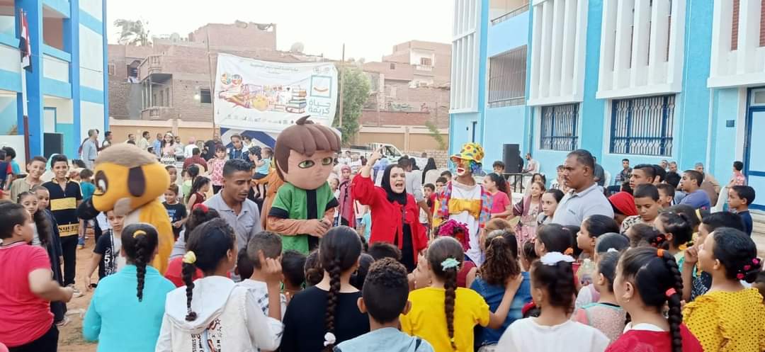 تزامناً مع انتهاء الاسبوع الثاني محافظ أسيوط يشيد بالفاعليات الثقافية والفنية بقرى مركز ساحل سليم ضمن المبادرة الرئاسية “حياة كريمة”محافظة أسيوط