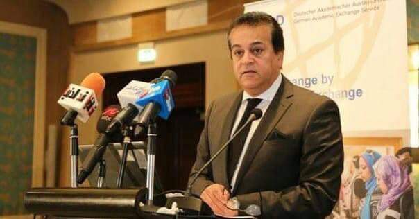 وزير التعليم العالي يعلن صدور قرارات جمهورية بتعيين قيادات جامعية جديدة