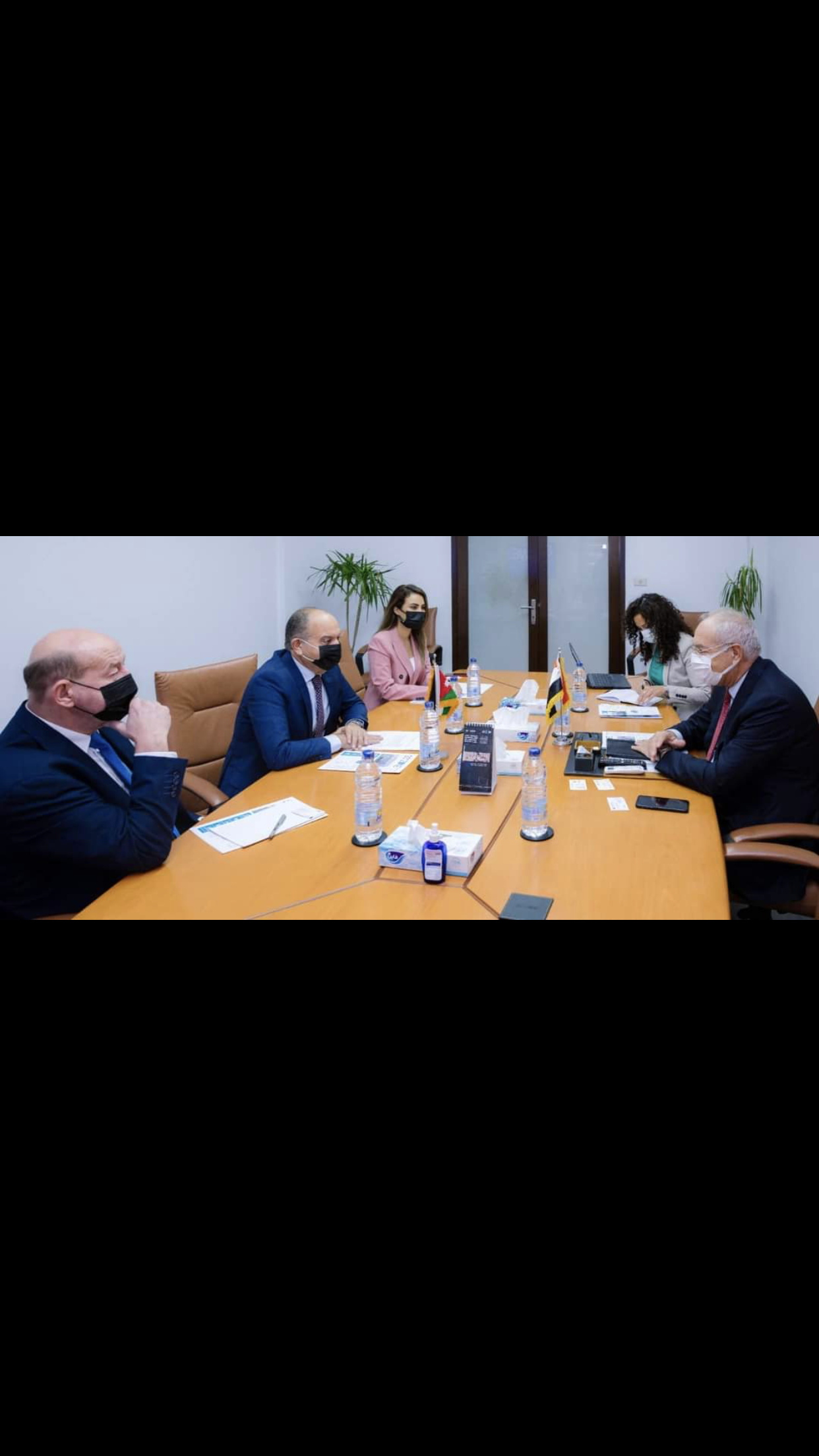 اقتصادية قناة السويس تستقبل سفير المملكة الأردنية لبحث مجالات التعاون بين البلدين