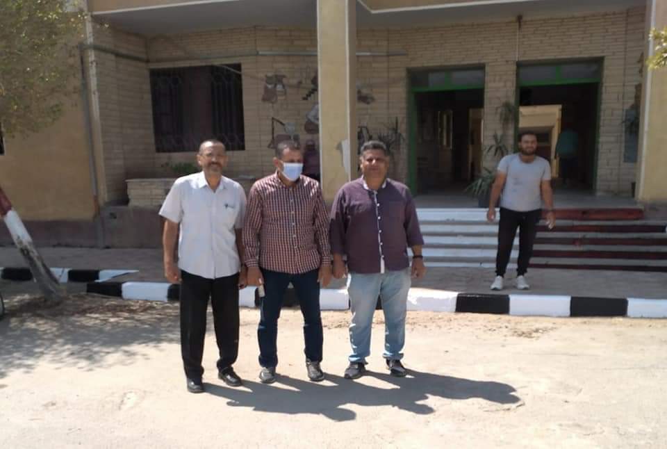 جامعة المنيا كلية الطب البيطري تبدأ استعداداتها لإنطلاق فعاليات الإسبوع البيئي الأول لجامعة المنيا للعام الجامعي ٢٠٢٢/٢٠٢١م .