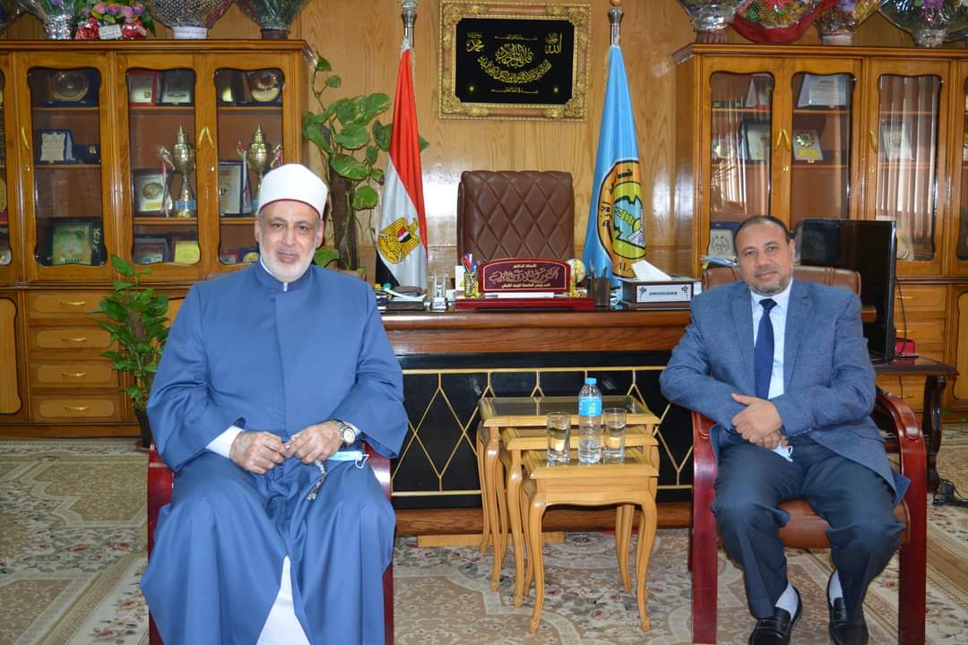 نائب رئيس جامعة الأزهر بأسيوط يستقبل وكيل الأزهر الشريف”