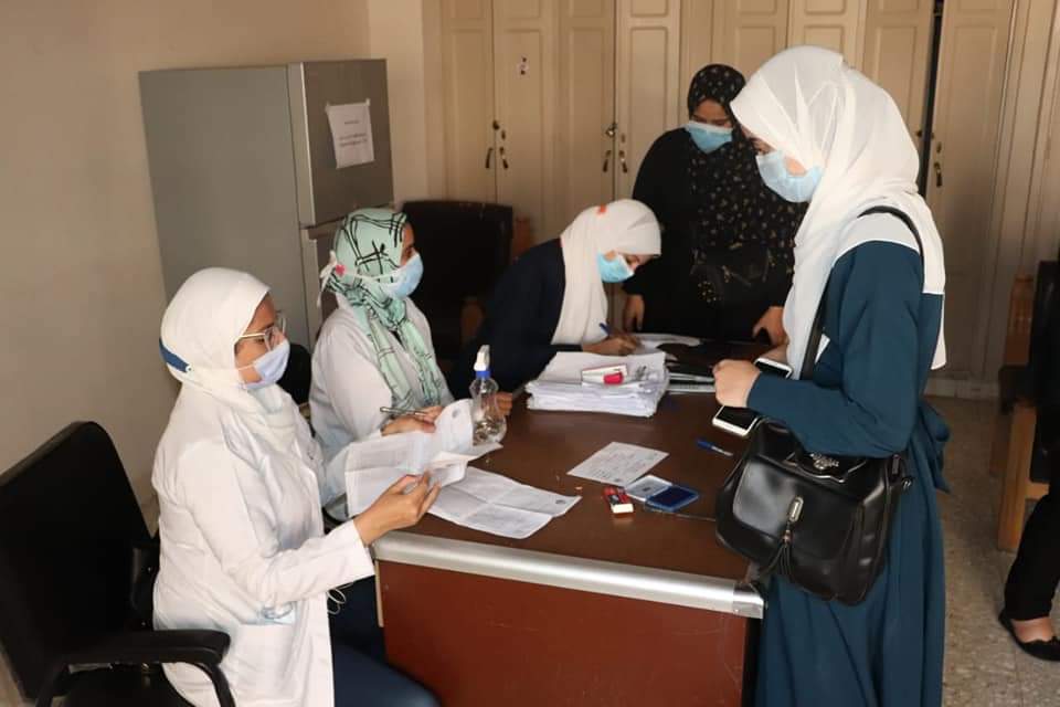جامعة الأزهر تعلن تطعيم 1121 طالبًا وطالبةً بلقاح كورونا في اليوم الثالث لبدء التطعيم
