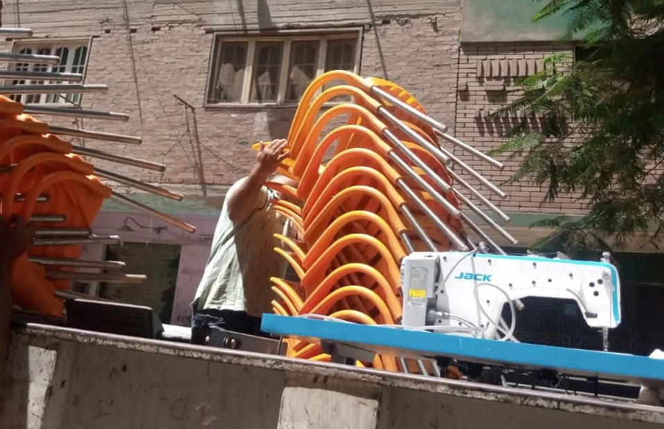 3 حملات لإزالة الإشغالات والحواجز من شوارع وسط الإسكندرية