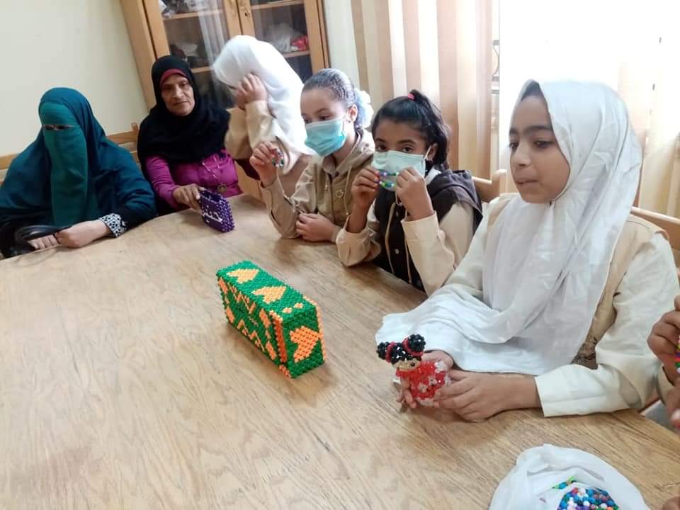 حملة “طرق الأبواب” باسيوط تواصل فعالياتها بثقافة الزعيم جمال عبد الناصر ببني مر