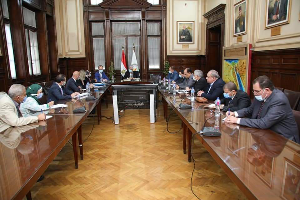 وزير الزراعة يبحث مع المدير العام للتجارة بالمفوضية الأوروبية زيادة التبادل التجاري