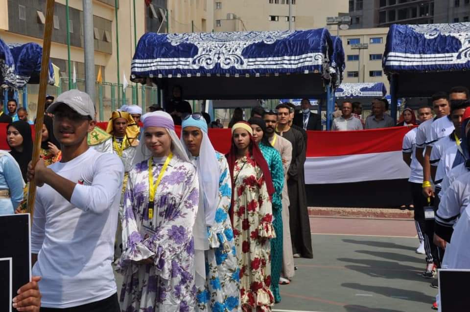 رئيس جامعة كفرالشيخ يطلق إشارة بدء المهرجان الرياضي الأول للأسر الطلابية