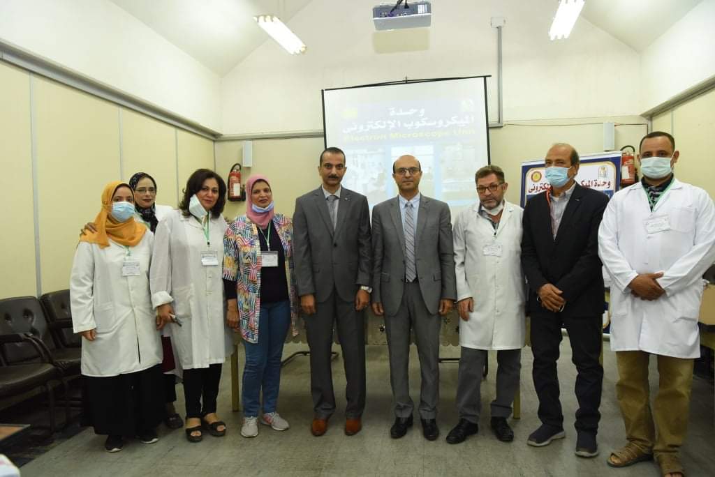 جامعة أسيوط تفتتح فعاليات الدورة التدريبية التاسعة عشر حول استخدامات الميكروسكوب الإلكتروني