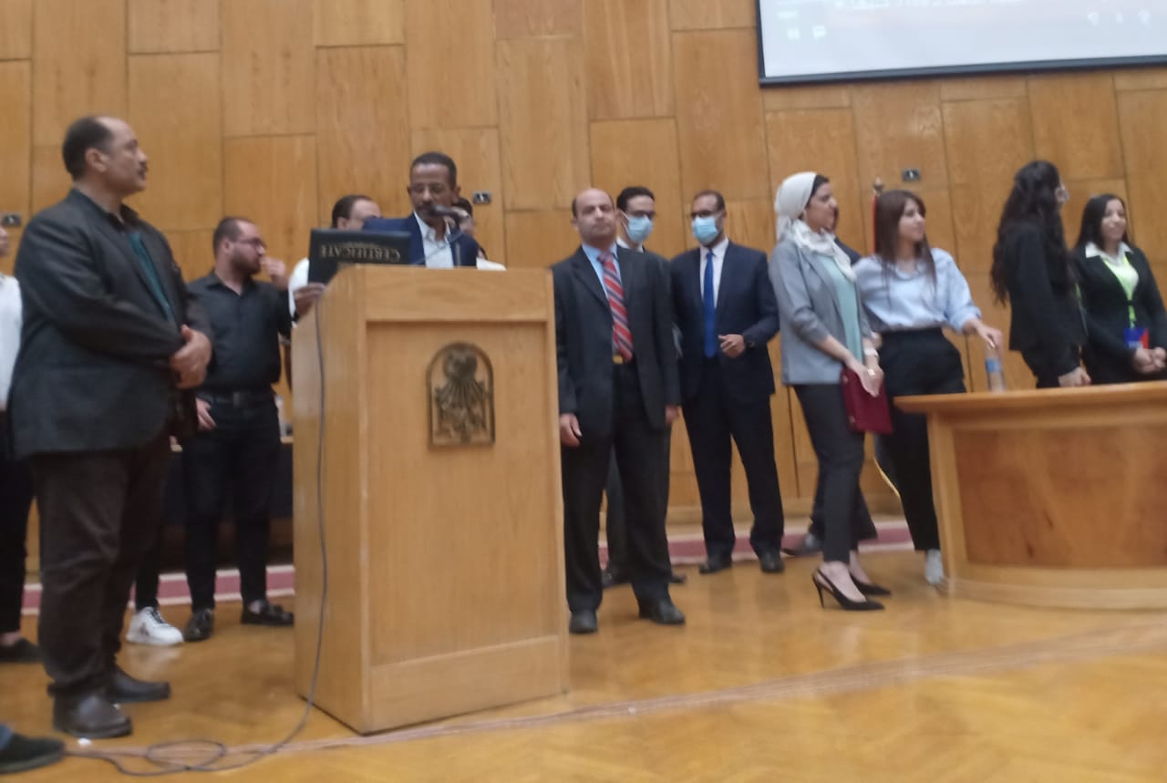 ندوة “برنامج 17” العباقرة مع الاعلامى عصام يوسف بجامعة أسيوط