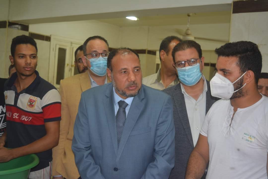 ” نائب رئيس جامعة الأزهر للوجه القبلي يتفقد وجبات الطعام بالمدينة الجامعية للبنين بأسيوط”