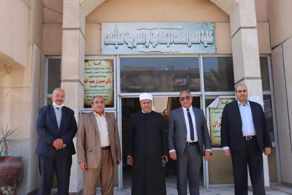 نائبا رئيس جامعة الأزهر يتفقدان كلية الدراسات الإسلامية والعربية للبنات ببورسعيد