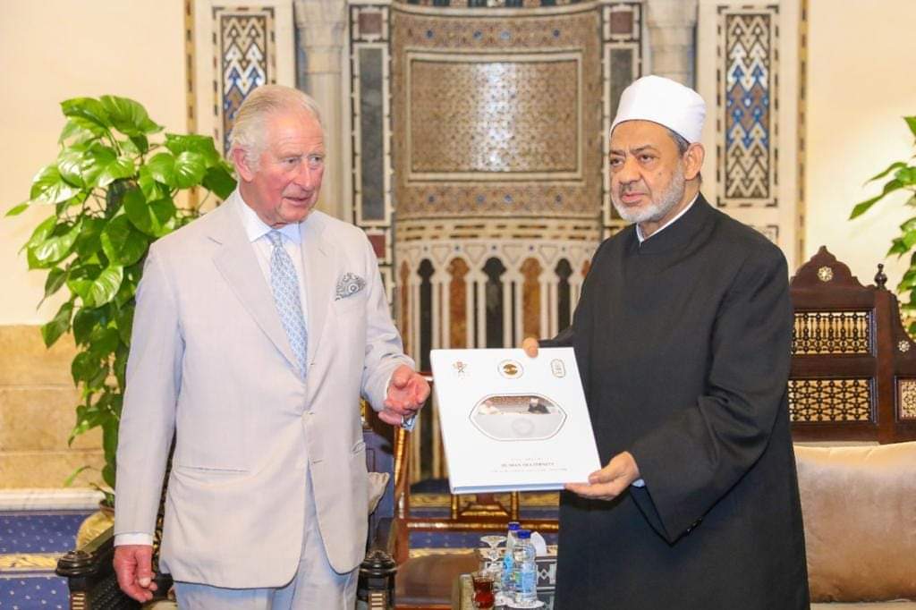 الامير تشارلز يؤكد حرص بريطانيا على تعزيز التعاون العلمي والثقافي مع الأزهر الشريف معربا عن تقديرة لجهود فضيلة الإمام الأكبر في الحوار بين الأديان