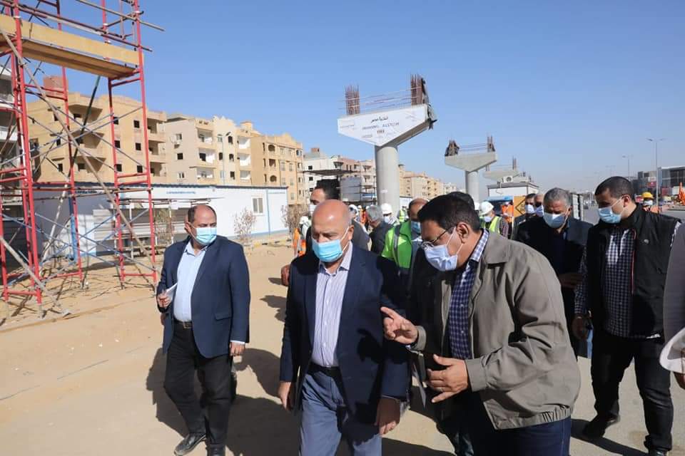 وزير النقل في جولة تفقدية لمتابعة معدلات تنفيذ مشروع مونوريل العاصمة الإدارية الجديدة  