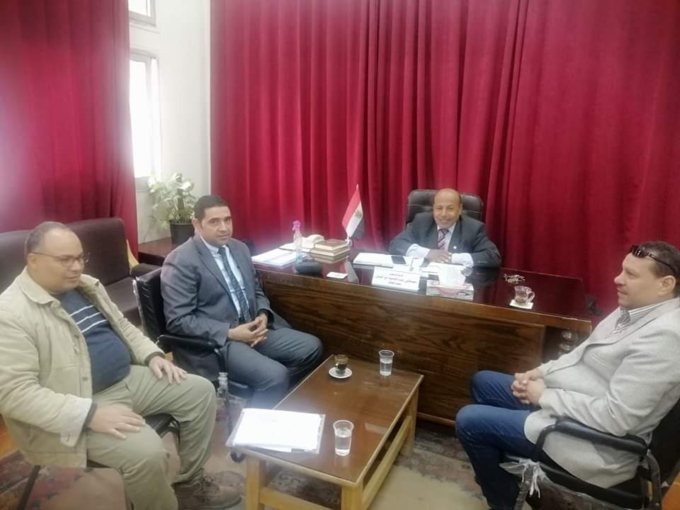 ” وكيل كلية الزراعة بجامعة الأزهر بأسيوط يجتمع مع الأمين العام المساعد لفرع الجامعة للوجه القبلي لبحث دعم التحول الرقمي بالكلية”