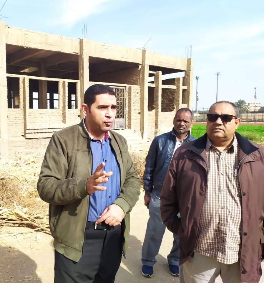 “الأمين العام المساعد لفرع جامعة الأزهر بأسيوط يتفقد مبني إدراة رعاية الشباب بأسيوط الذي لا يزال تحت الإنشاء “