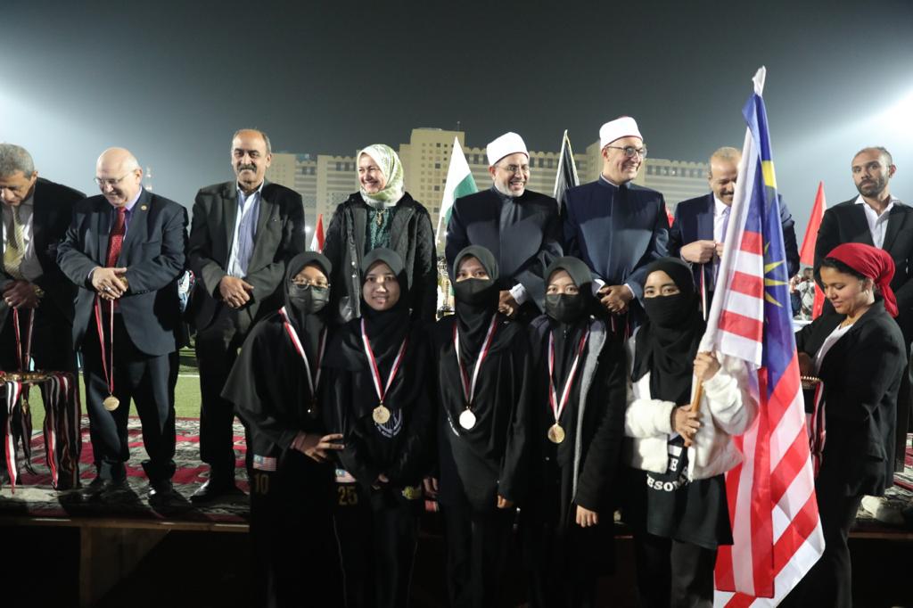 تكريم الفائزين بكأس الأزهر للوافدين خلال احتفالية كبرى بحضور قيادات الأزهر*