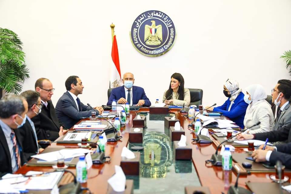 *الدكتورة رانيا المشاط والفريق كامل الوزير يستعرضان التمويلات الميسرة لقطاع النقل خلال العام الجاري 2022*