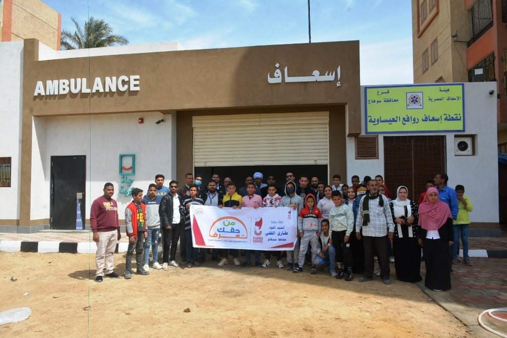 ضمن فعاليات مبادرة ” من حقك تعرف  40 من أعضاء “برلمان الشباب” بسوهاج يتفقدون مشروعات ” حياة كريمة ” بمركز المنشاة