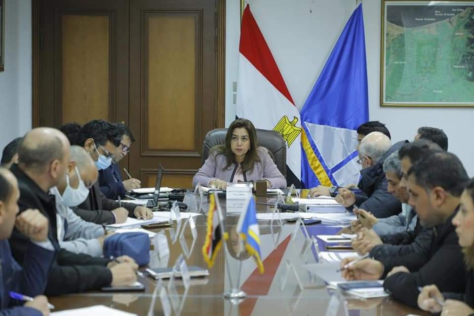 خلال اجتماع ترأسته اليوم…      محافظ دمياط تستكمل متابعتها للمعدلات التنفيذية لمشروعات المبادرة الرئاسية “حياة كريمة” بكفر سعد 