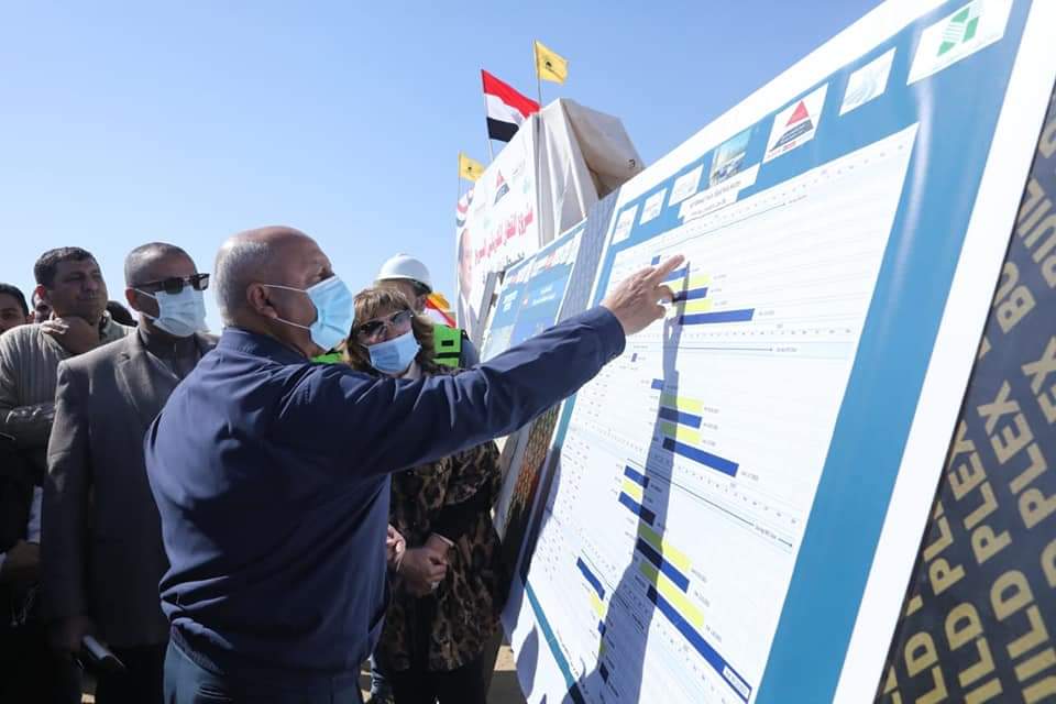 وزير النقل يتفقد أعمال تنفيذ الخط الأول من شبكة القطار الكهربائى السريع