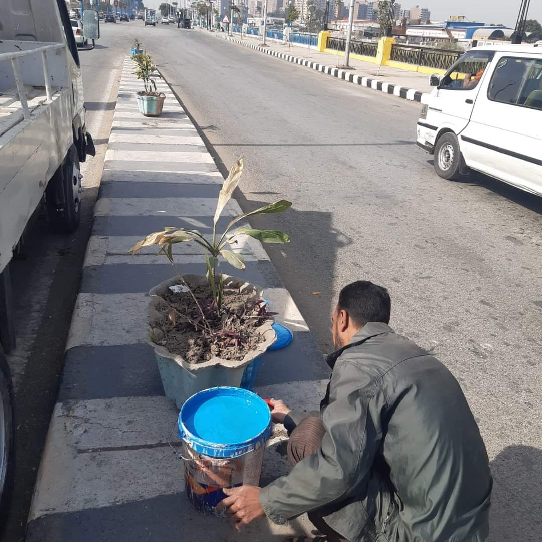 ابو العيون ….استمرار حمله الدائري وتطوير طريق رحله العائله المقدسه لتمهيد الطريق وانارته وزرع العشرات من الأشجار