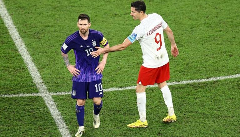 ميسي يكشف سر إنزعاجه من ليفاندوفسكي...وكيف انتهى الخلاف؟..
