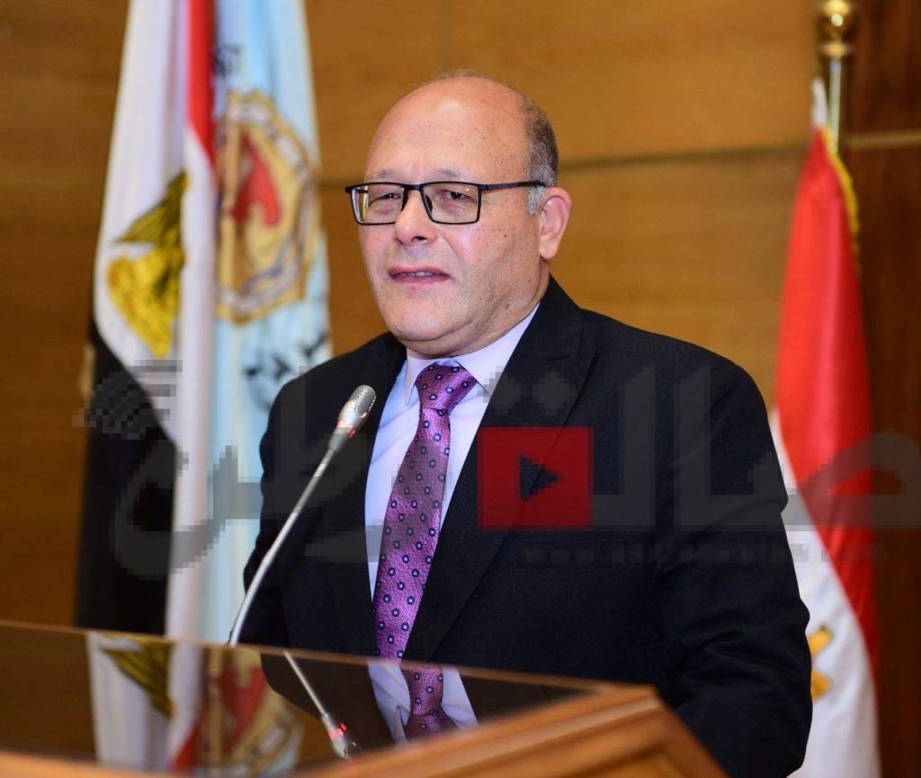  الدكتور حسان النعماني رئيس جامعة سوهاج