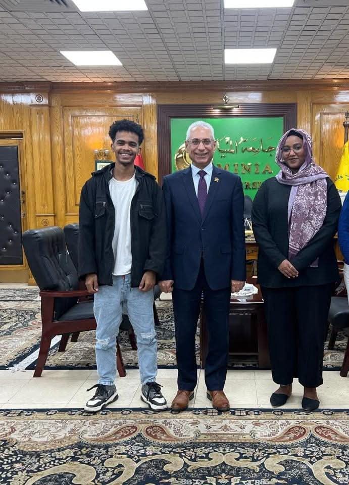 فرحات : يؤكد دعمه واهتمامه بالطلاب الوافدين في اجتماع برابطة السودانيين