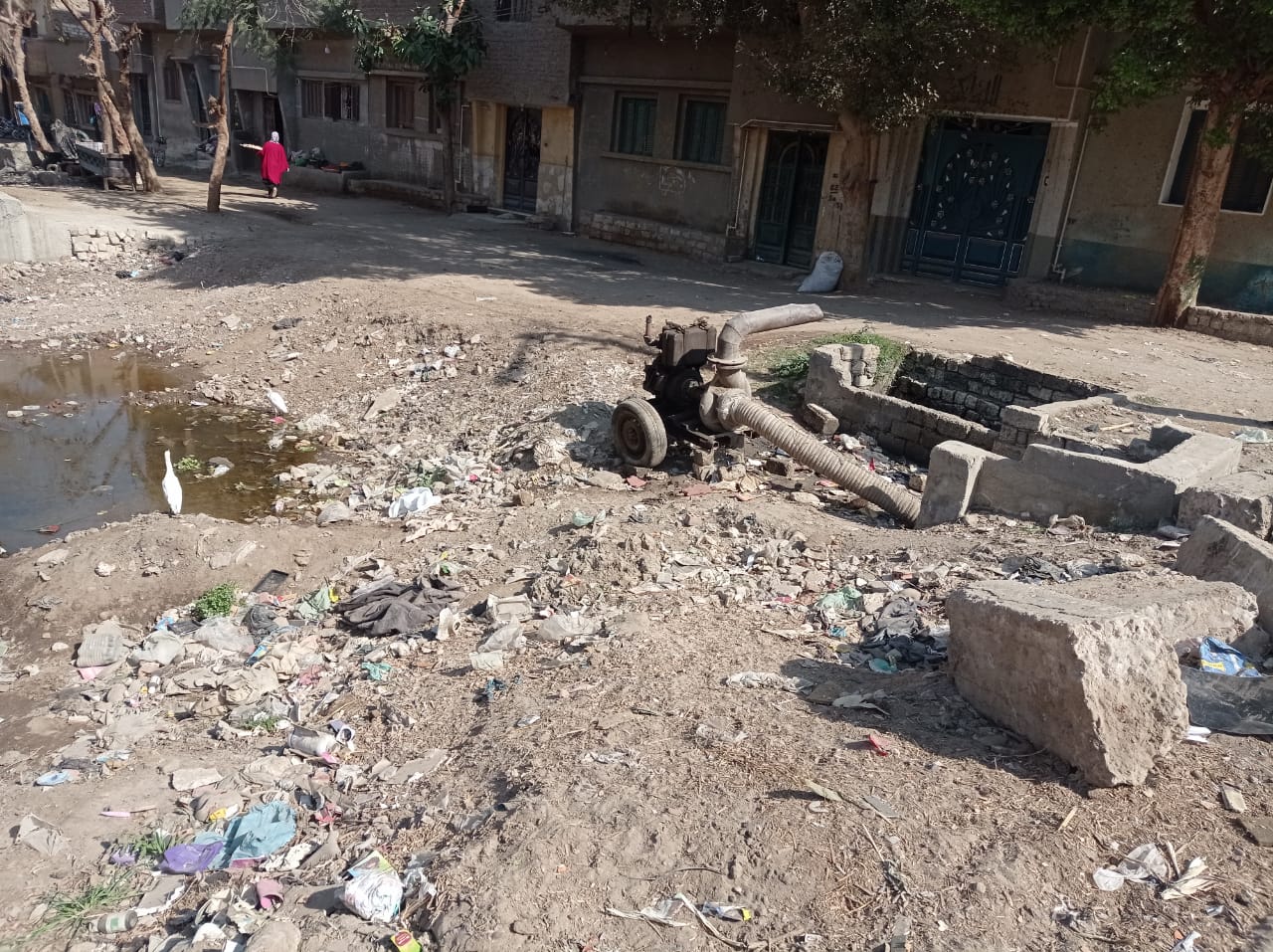 منازل مهددة بالانهيار في كوم السيارة بعرب الزينة بسمالوط: أهالي المنطقة يستغيثون بالمحافظ